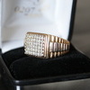 mens 9ct yellow/white gold ring. 1ct diamonds