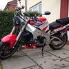 Yzf 750 streetfighter