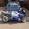 Suzuki gsxr750 k1