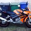 Honda CBR 125r + EXTRAS (FOR SALE)