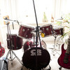 Full acoustic drum kit inc practice pads