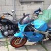 KAWASAKI & YAMAHA MOTORBIKES