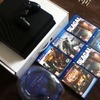 PS4 BUNDLE WITH 3 GAMES-HEADSET-4 BLU RAYS