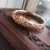 Ladies 18ct yellow gold bangle