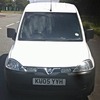 VAUXHALL COMBO 1.7CDTI VAN (05) - 8 MONTHS MOT & 2 MONTHS TAX * CLUTCH REPLACED BUT NOW SLIPPING *