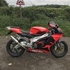 Aprilia rsv 1000