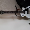 Epiphone  guitar and cube  amp
