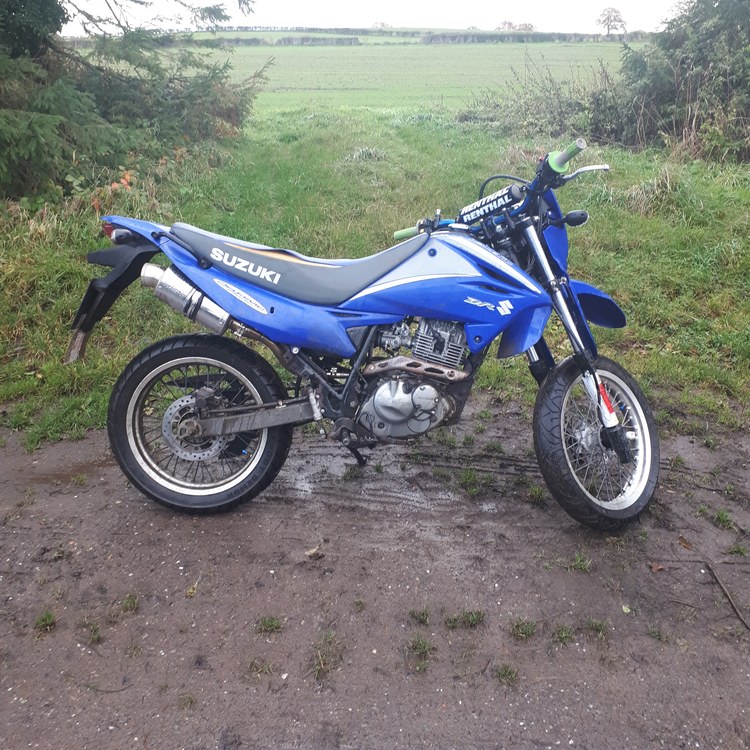 suzuki dr 125cc