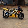 SUZUKI GSXR 600 K2