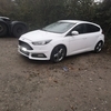Ford focus 1.6 tdci. Land rover ??