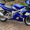 Yamaha R6