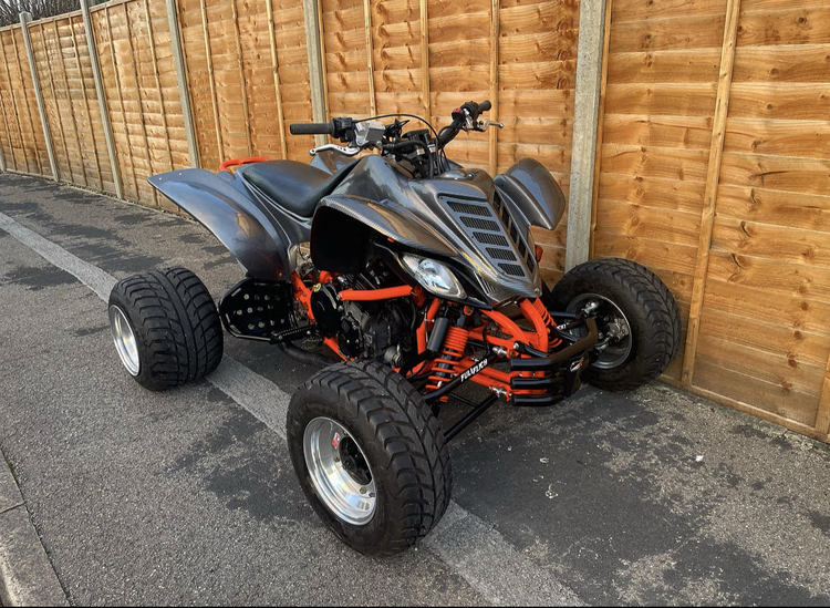 1000cc deals raptor quad