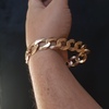 9 crt gold bracelet