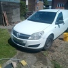 2010 astra van *5 seats*