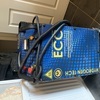 Carbon cleaning machine