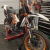 Ktm 690 smc r supermoto