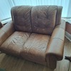 Leather 2 seat settee poss del ?