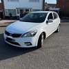 Kia Ceed 1.6 hdi, £35 tax 75mpg