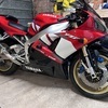yamaha r1